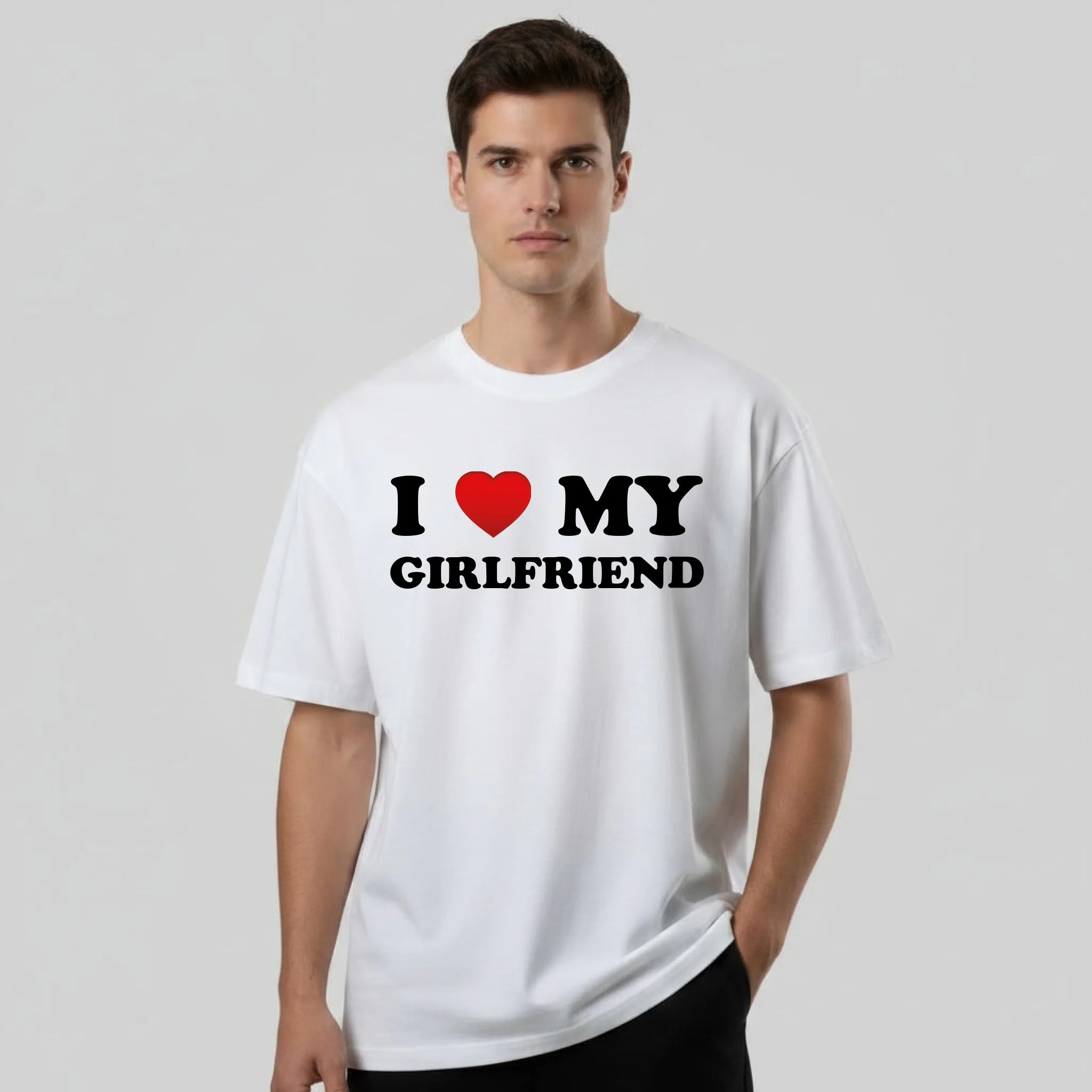 gemini-2.5-flash-image_aynı_görselin_erkek_modelini_istiyorum._tişört_aynı_geniş_kalıp._yarı_ov-0